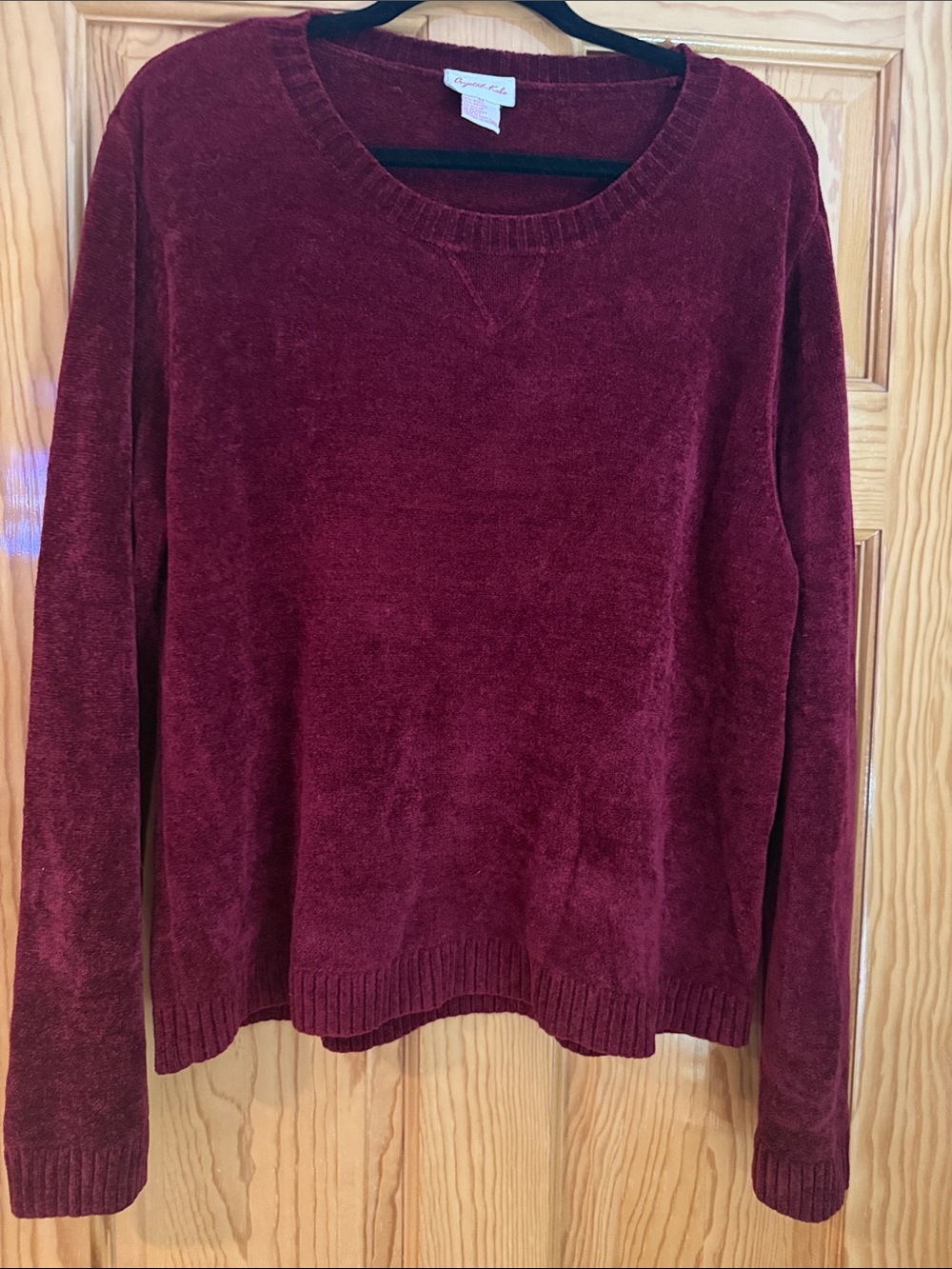 Cozy Plush Crewneck Sweater - Wine